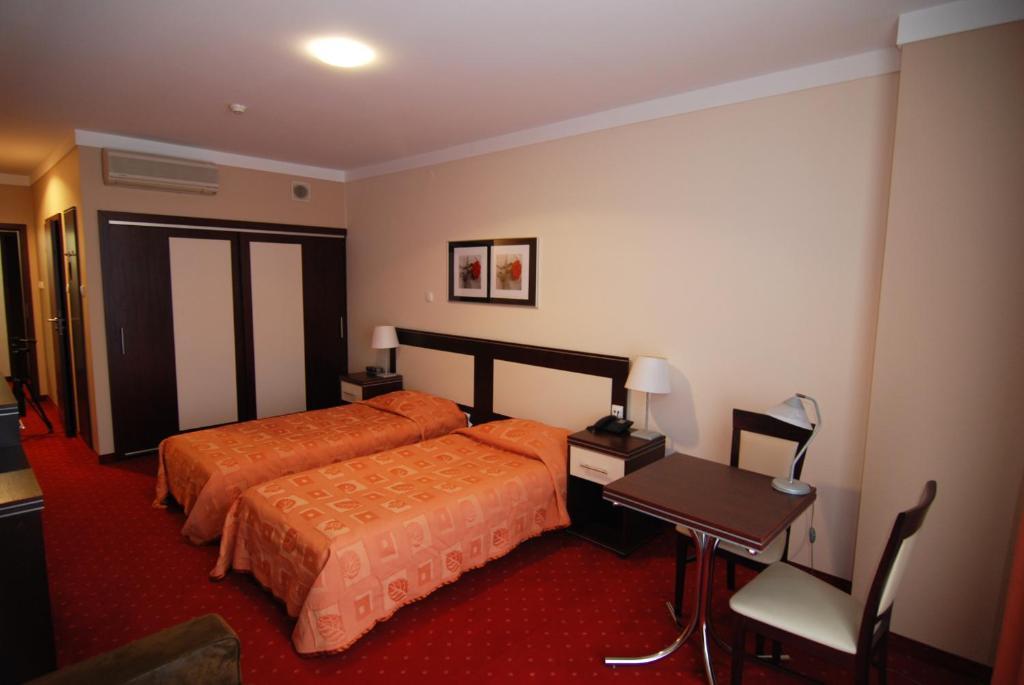 Mark1 Hotel Brzesko Room photo