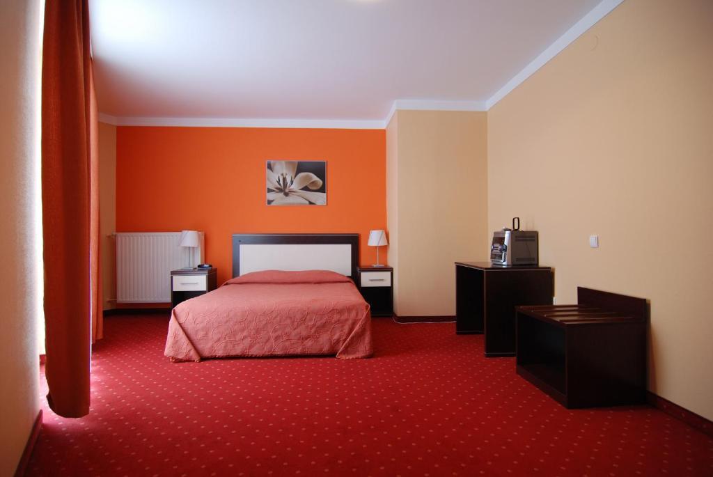 Mark1 Hotel Brzesko Room photo